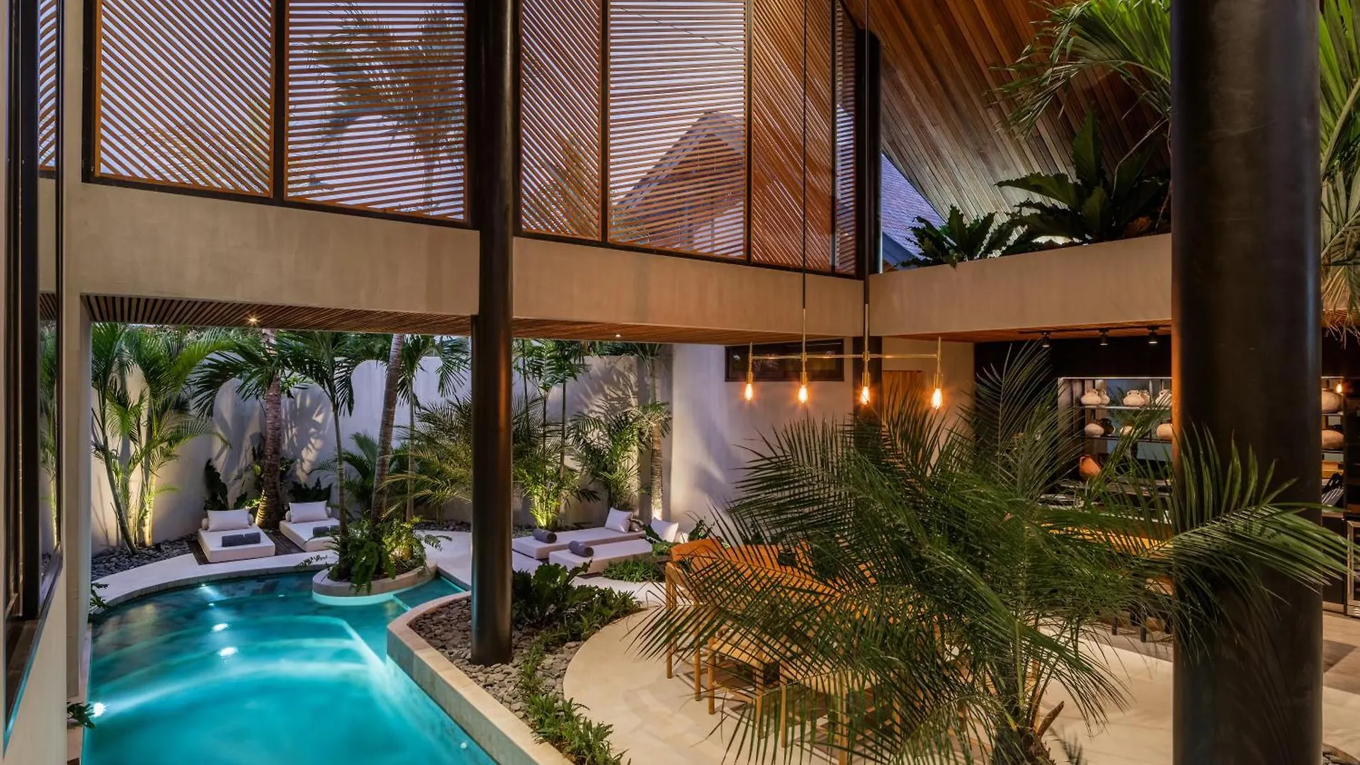House Of Winds Complex - Luxury 6Br Tropical Oasis 2X3Br Villas In Canggu Kerobokan