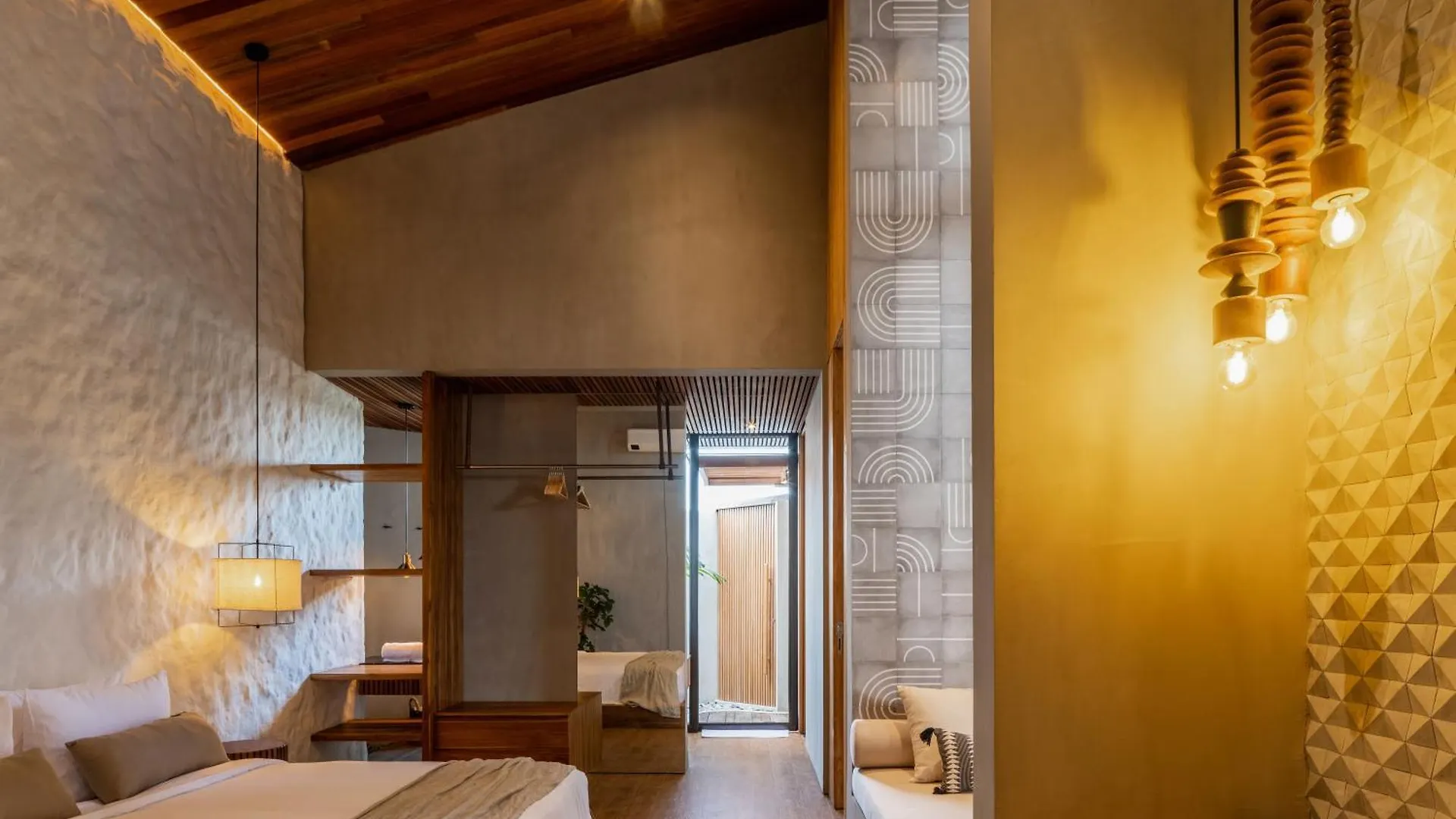 House Of Winds Complex - Luxury 6Br Tropical Oasis 2X3Br Villas In Canggu Kerobokan