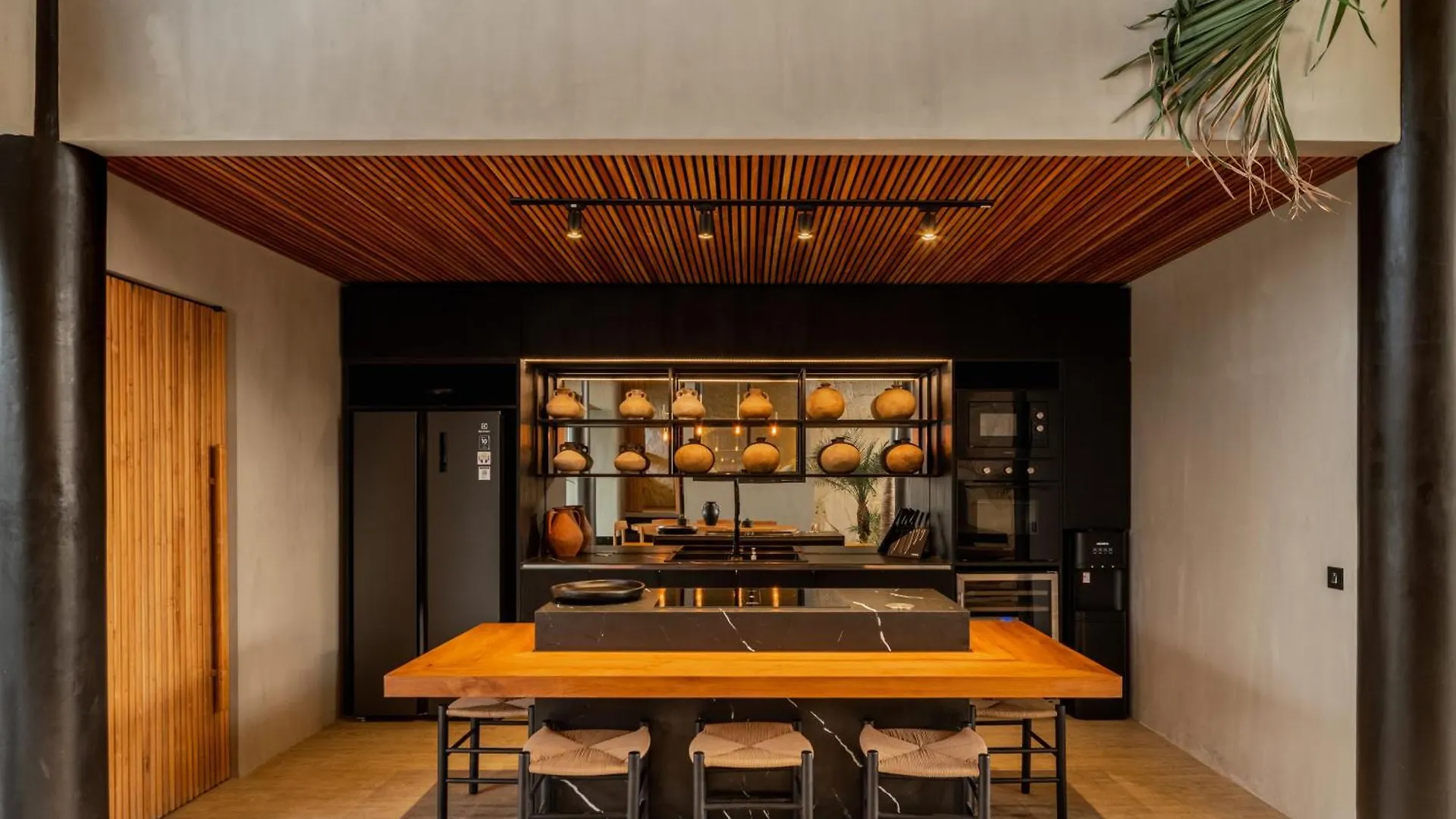 House Of Winds Complex - Luxury 6Br Tropical Oasis 2X3Br Villas In Canggu Kerobokan